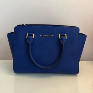 Michael Kors Selma Medium